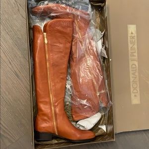 Authentic Donald J Pliner boot